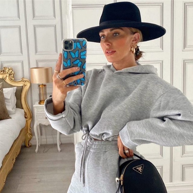 Conjunto Jogger & Hoodie Crop Ajustable